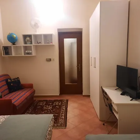 Spezia 35 דירה